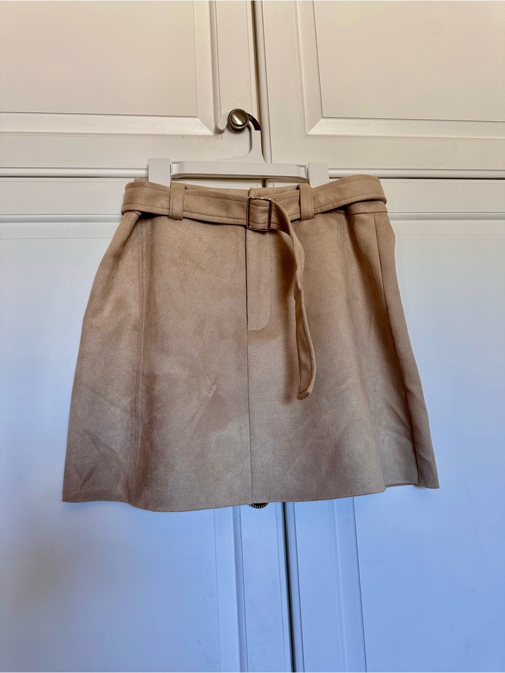 Zara Suede Belted A-Line Skirt in Beige Size L Excellent Condition Like New